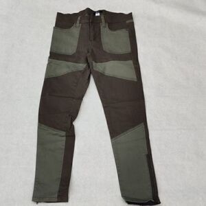BDG Skinny Patch design pants.